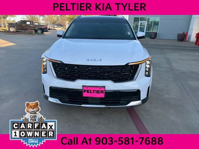 Certified 2025 Kia Sorento EX w/ Panoramic Sunroof Package image 2