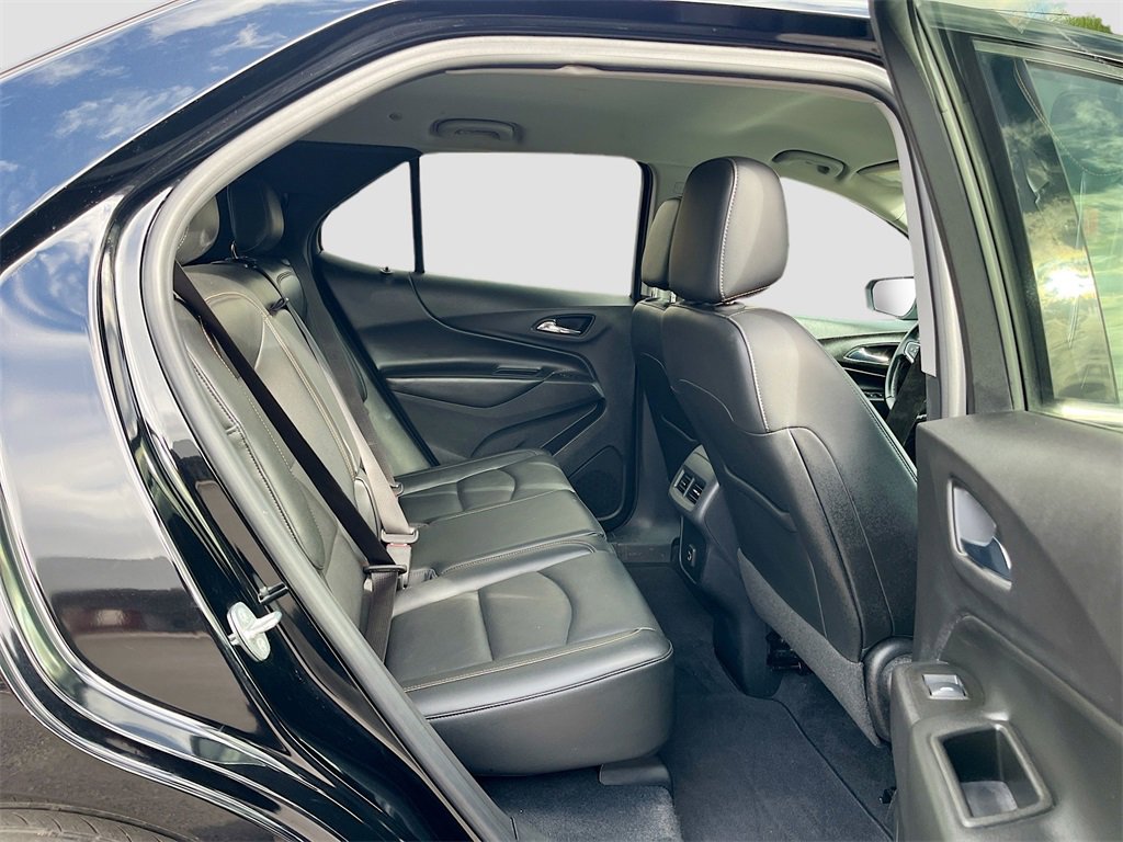 Used 2020 Chevrolet Equinox LT w/ Midnight Edition image 27