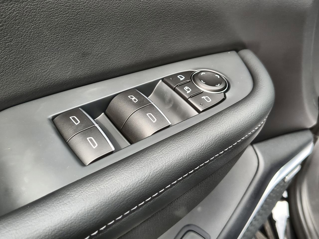 New 2026 Buick Enclave Sport Touring w/ Power Package image 23
