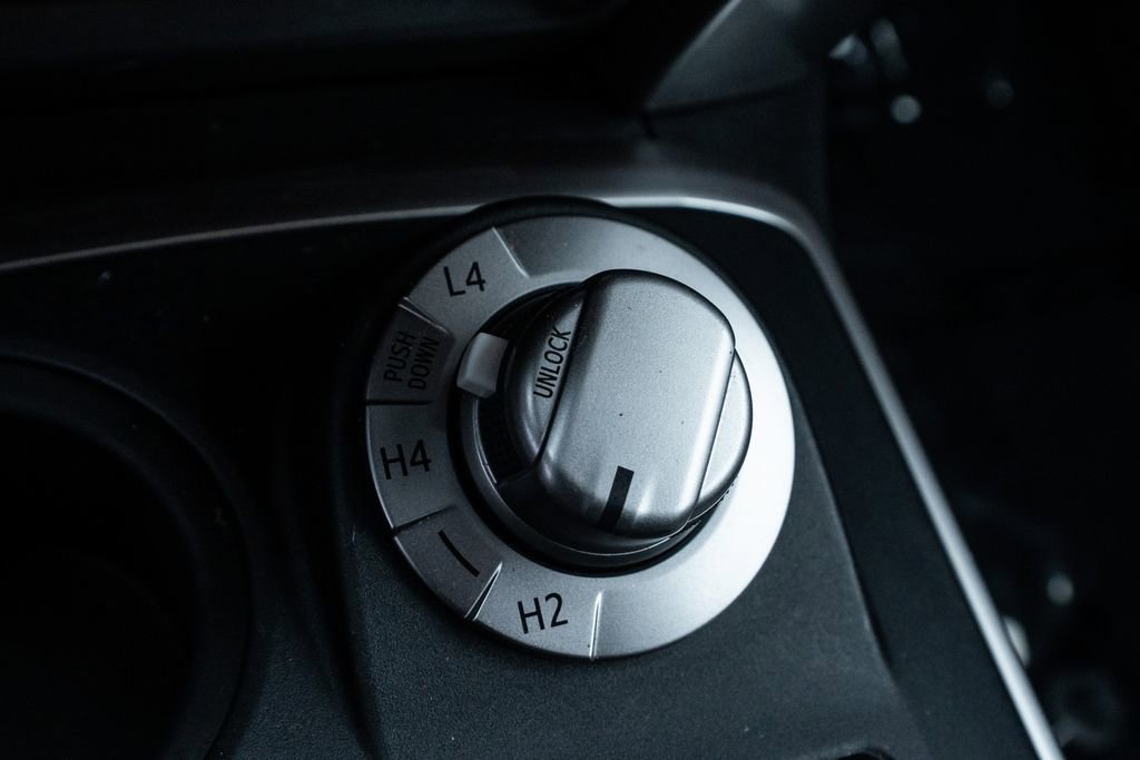 Used 2018 Toyota 4Runner SR5 image 26