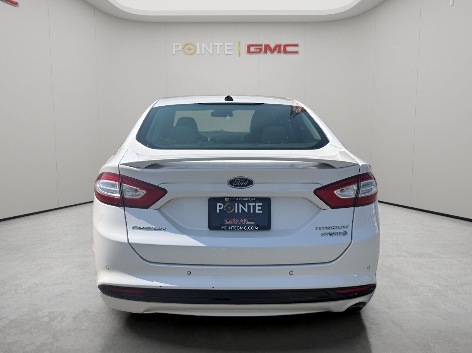 Used 2014 Ford Fusion Titanium FWD image 4