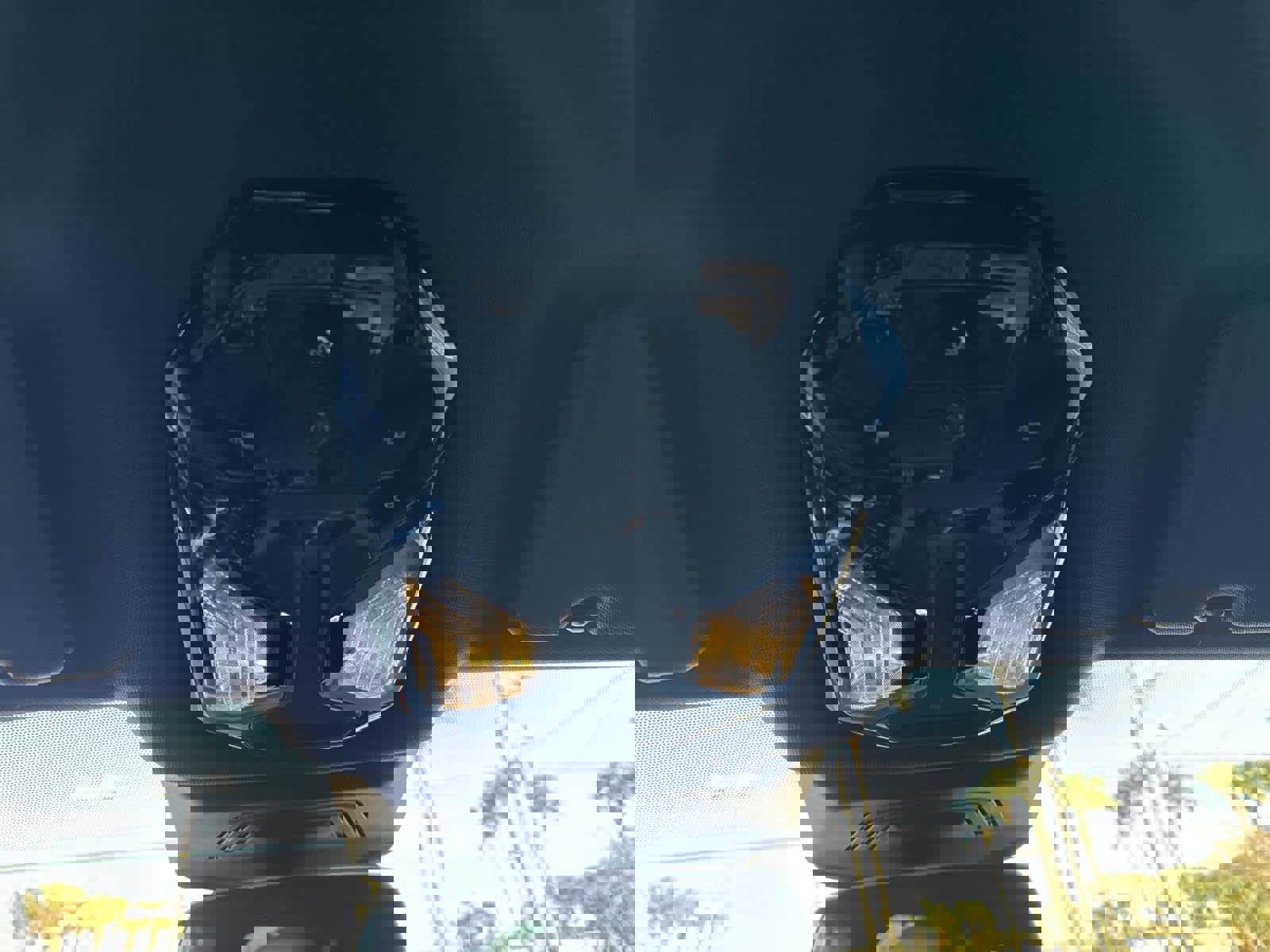 Certified 2025 BMW iX M60 image 28