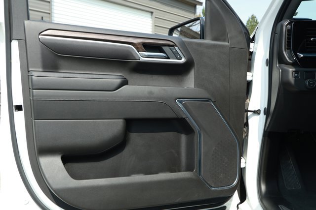 Used 2025 Chevrolet Silverado 1500 LT image 21