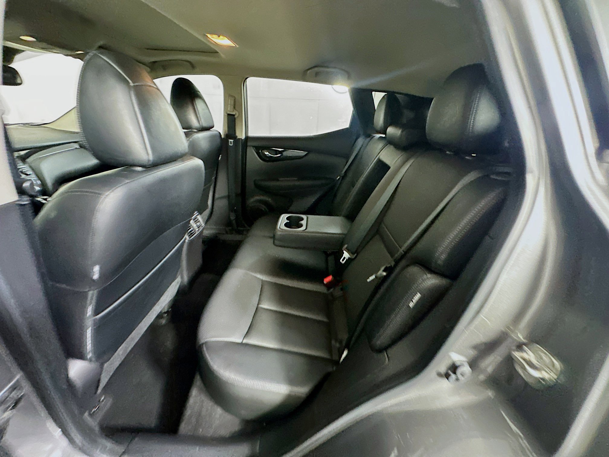 Used 2022 Nissan Rogue Sport SL w/ Premium Package image 28