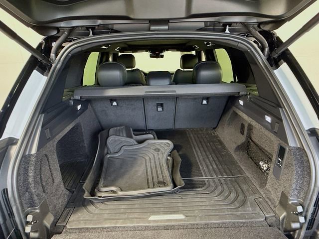 Certified 2025 Land Rover Range Rover SE AWD/4WD image 28
