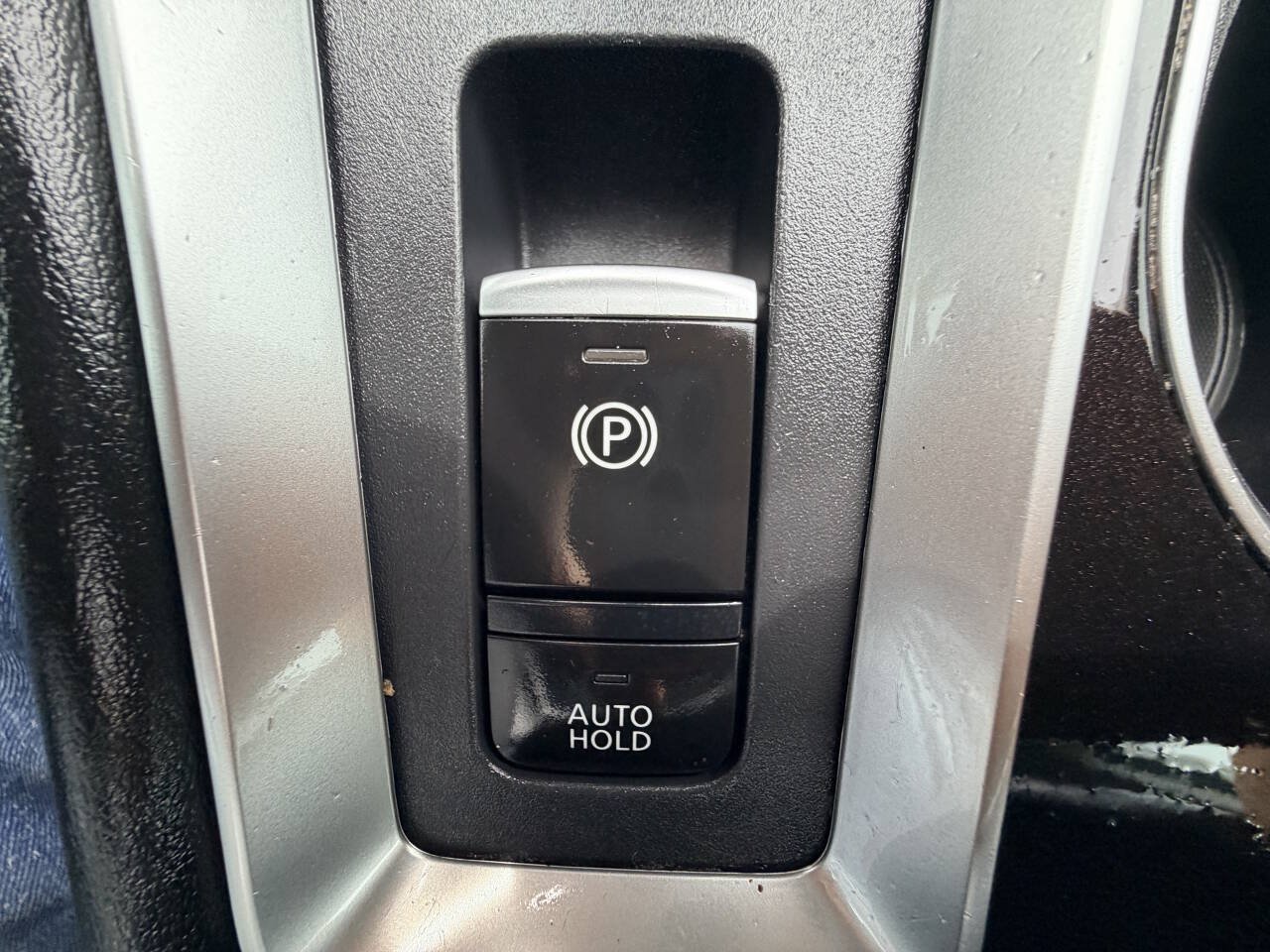 Used 2020 Nissan Altima 2.5 SL FWD image 31