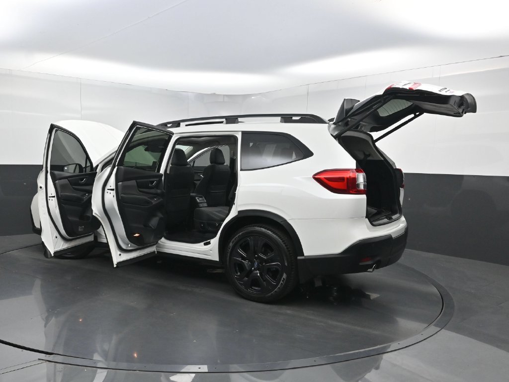 Used 2023 Subaru Ascent Onyx Edition AWD/4WD image 35