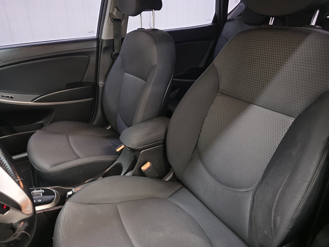 Used 2015 Hyundai Accent Sport image 21