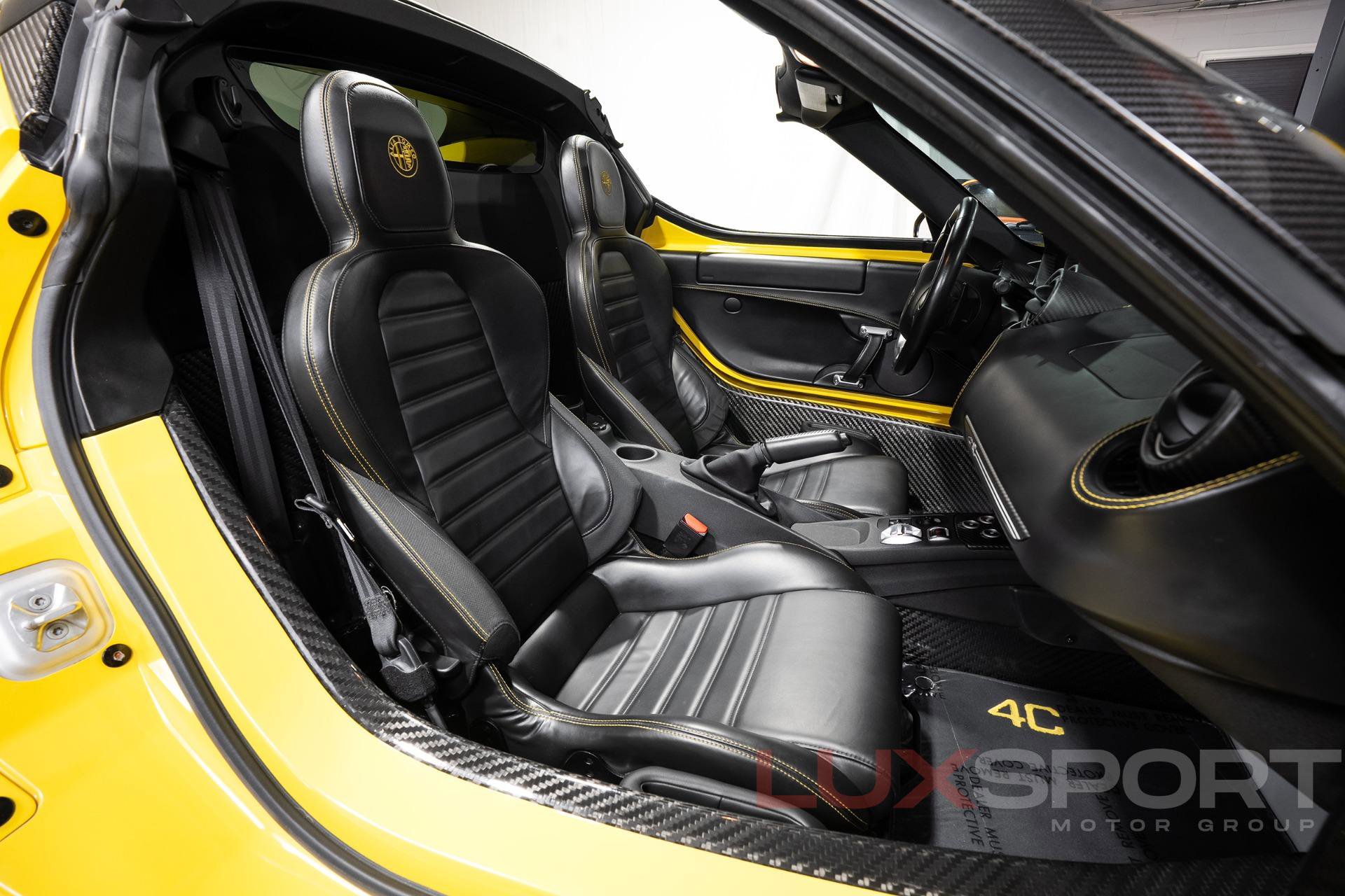 Used 2016 Alfa Romeo 4C Spider RWD image 48