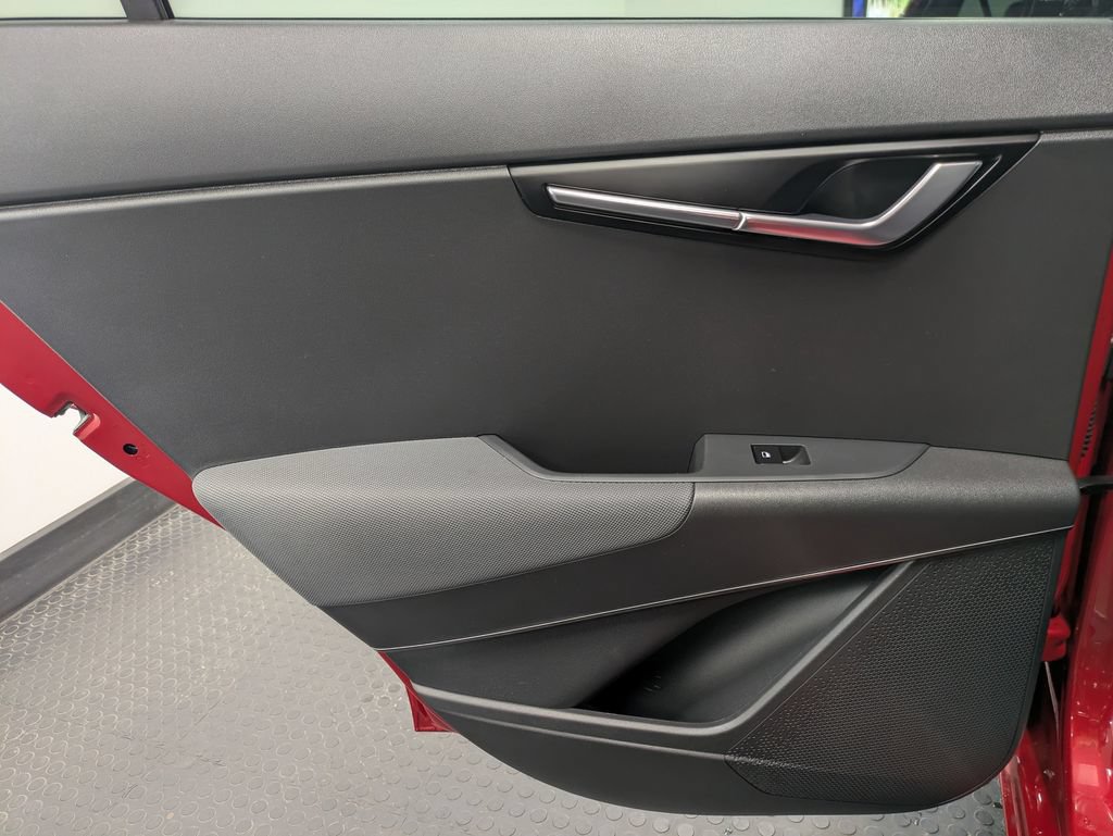 Certified 2023 Kia Niro SX Touring FWD image 23