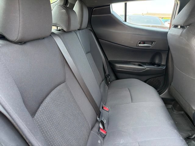 Used 2018 Toyota C-HR XLE FWD image 25