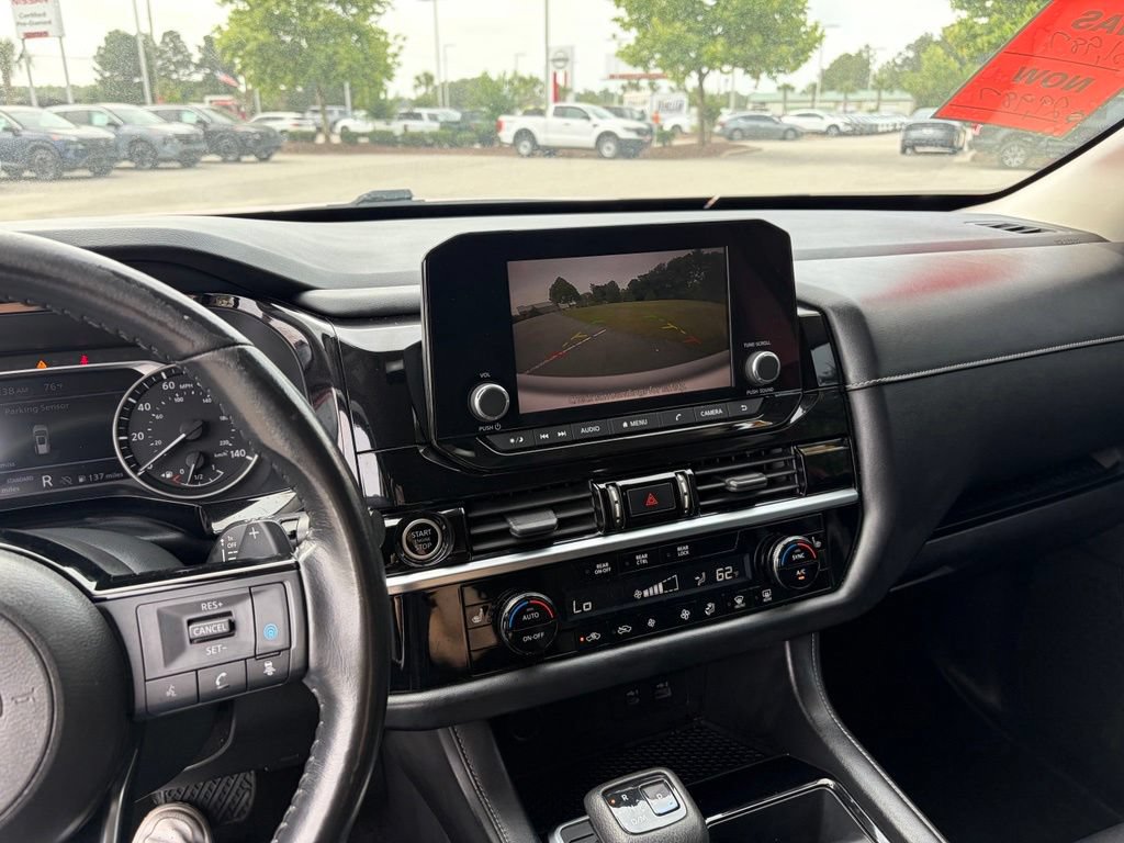 Certified 2022 Nissan Pathfinder SV FWD image 22