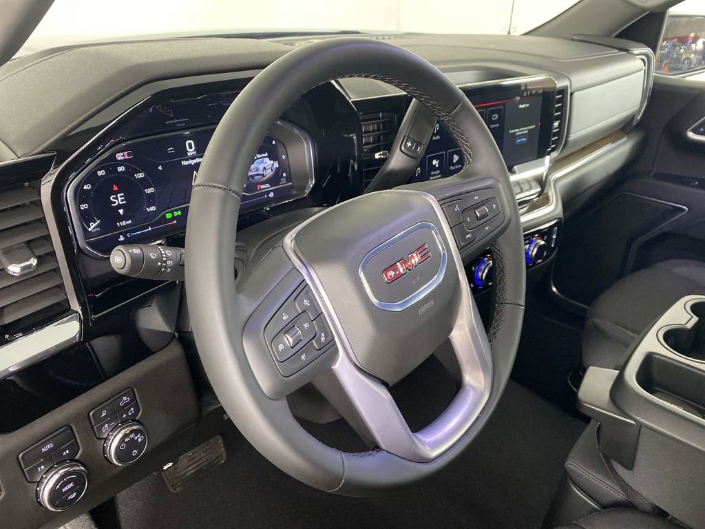 Certified 2025 GMC Sierra 1500 SLE w/ Preferred Package image 15