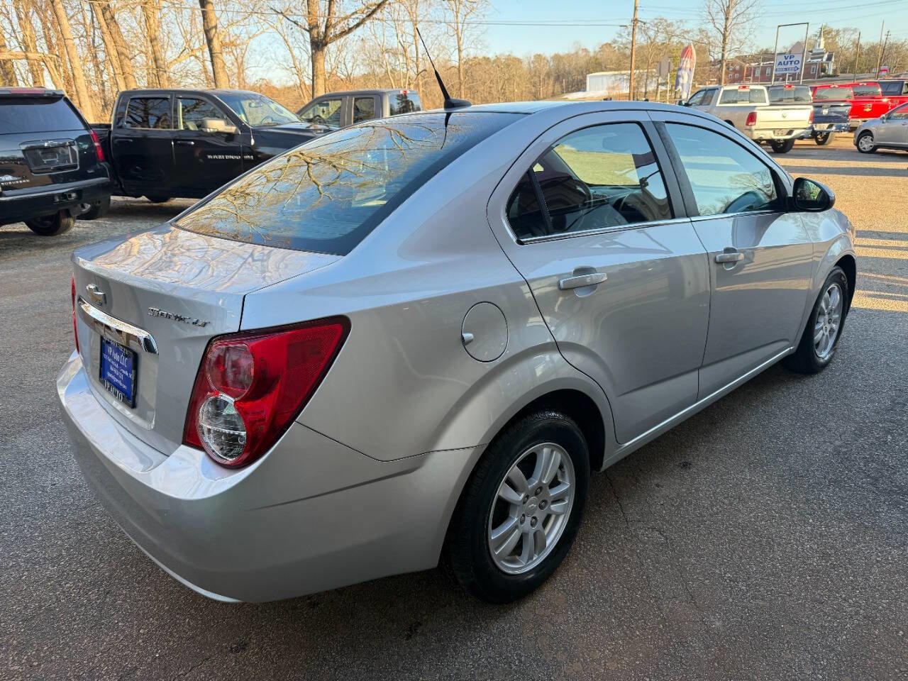 Used 2012 Chevrolet Sonic LT FWD image 4