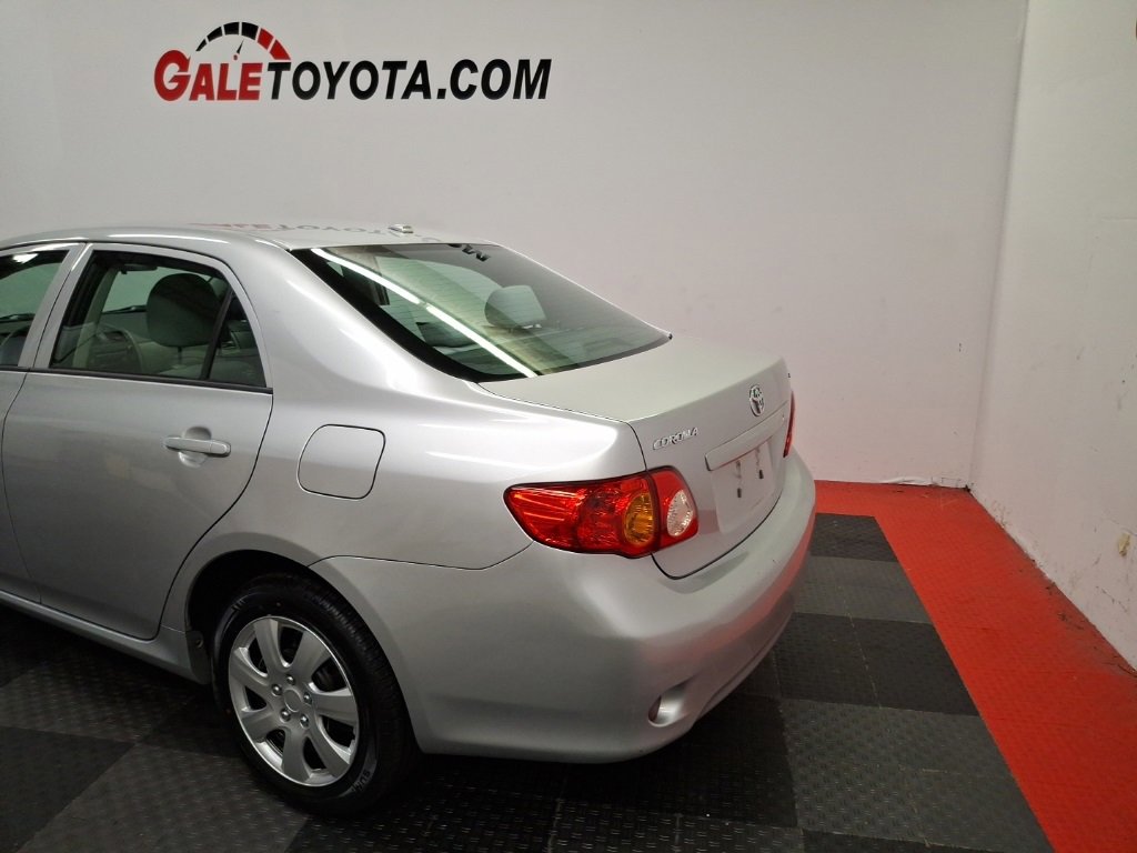 Used 2010 Toyota Corolla LE image 5