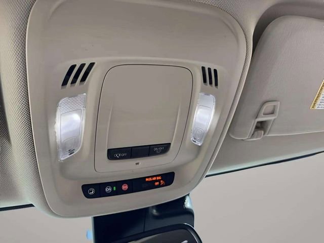 Used 2023 Buick Envision Preferred w/ Sport Touring Package image 16