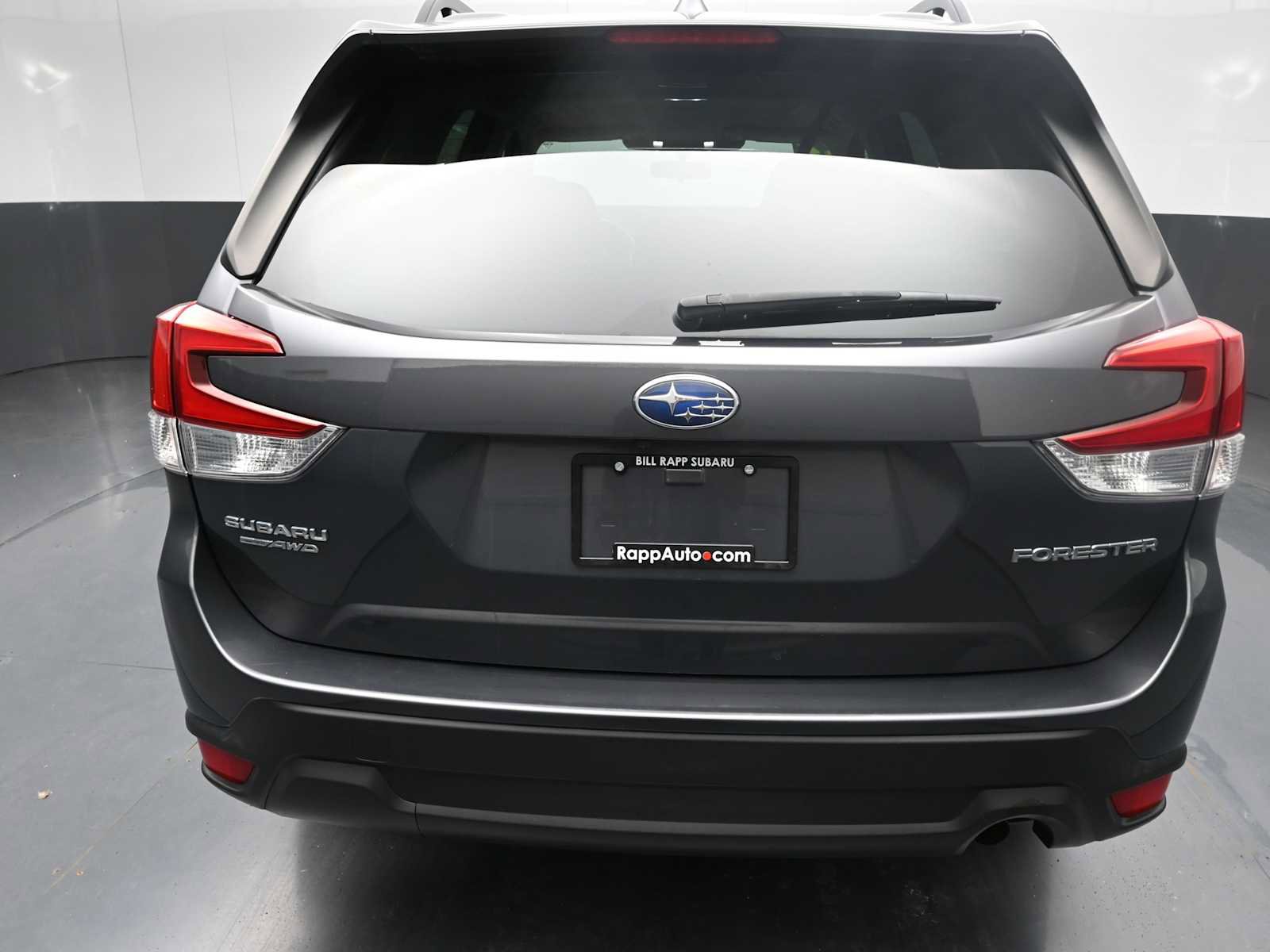 Used 2022 Subaru Forester Premium image 24