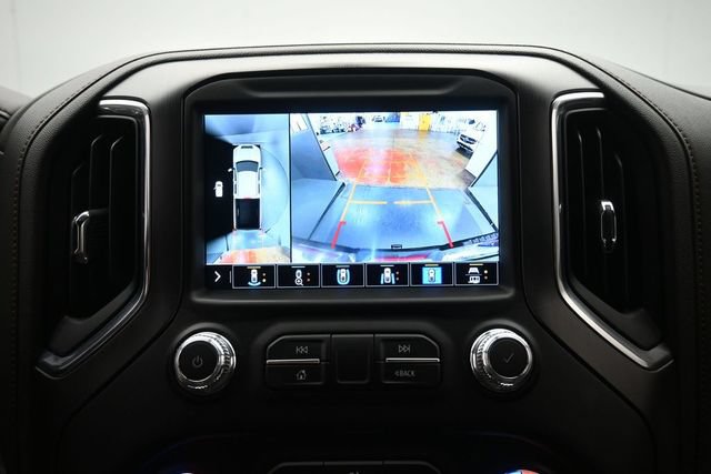 Used 2022 GMC Sierra 2500 AT4 w/ AT4 Preferred Package AWD/4WD image 12
