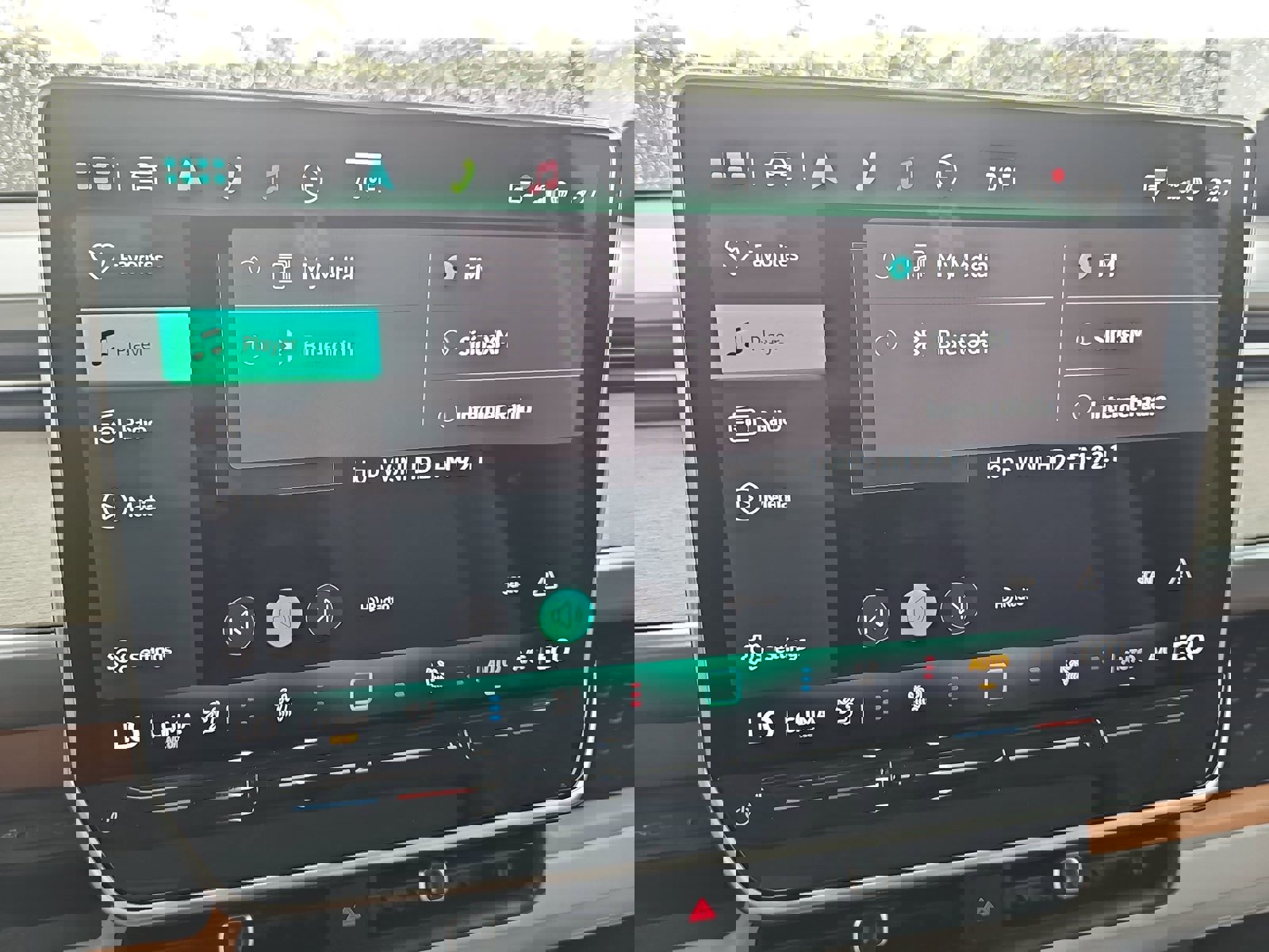 Used 2025 Volkswagen ID. Buzz 1st Edition image 24