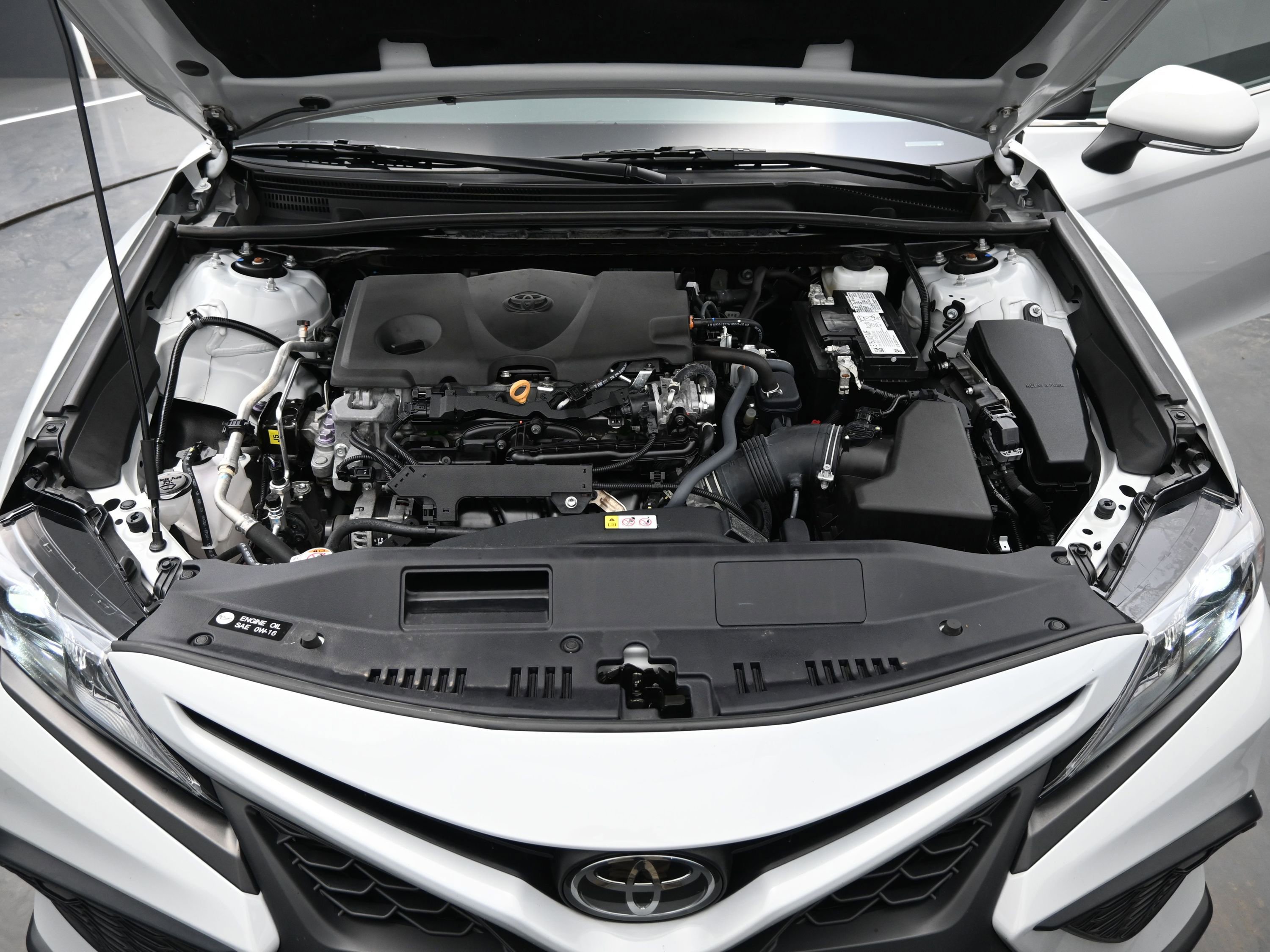 Used 2024 Toyota Camry SE image 23