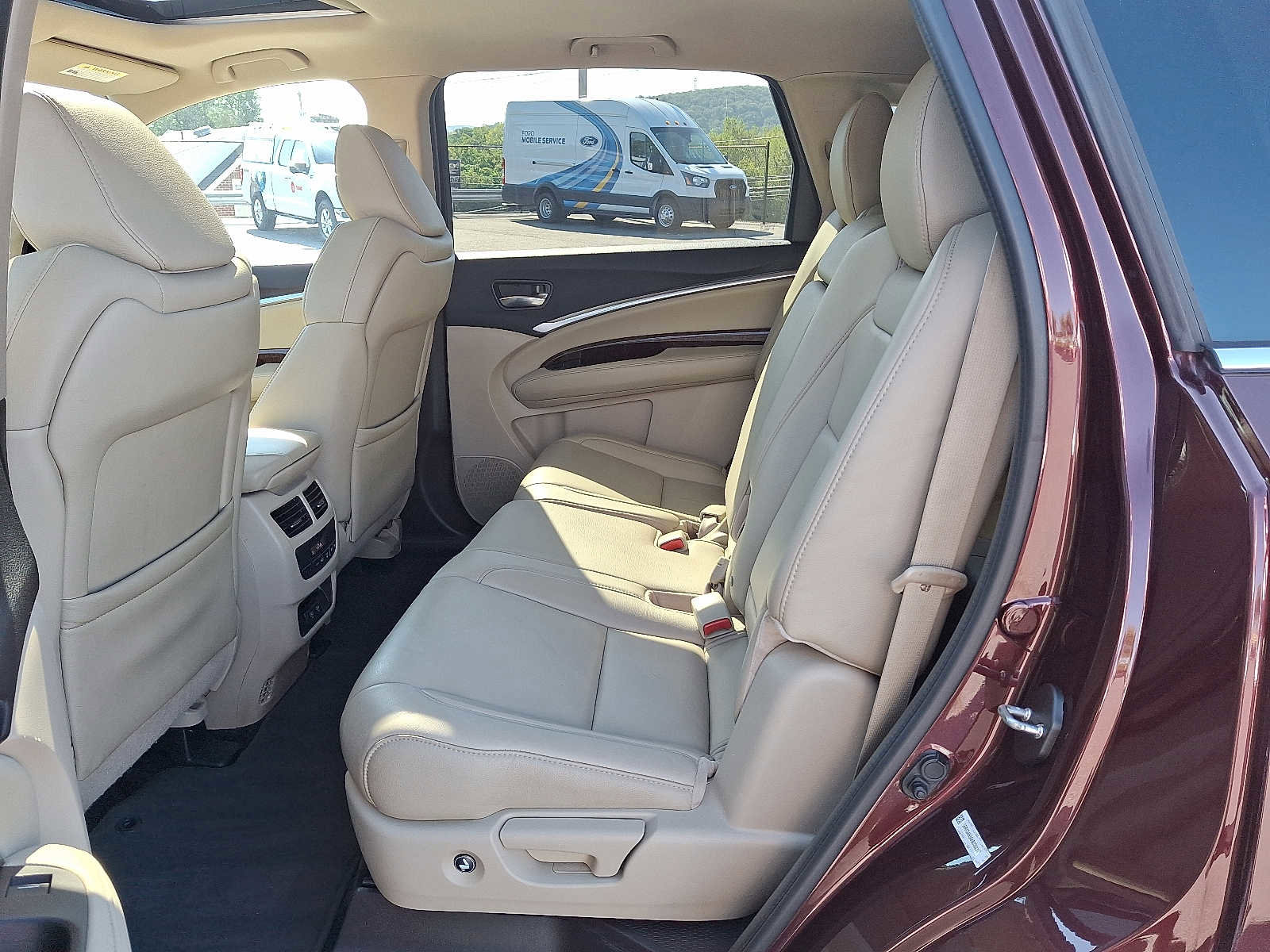 Used 2017 Acura MDX SH-AWD image 10