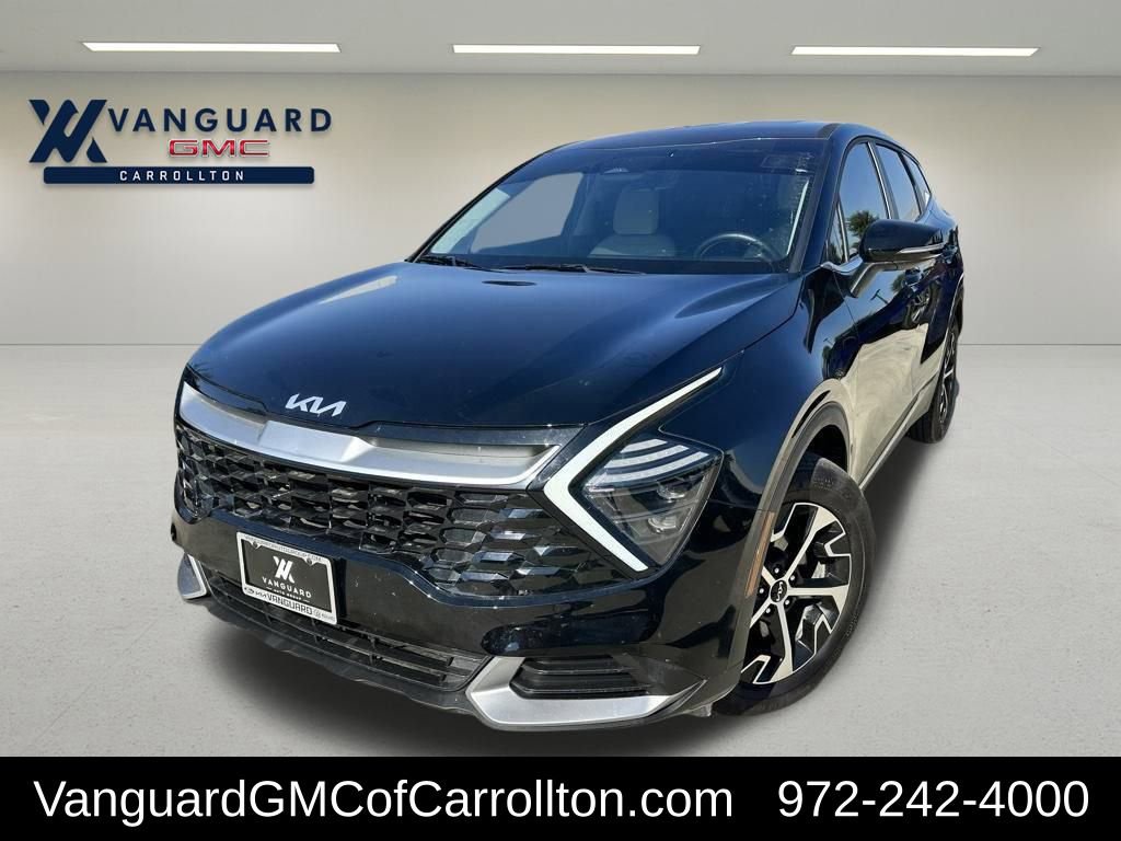 Used 2025 Kia Sportage EX image 1