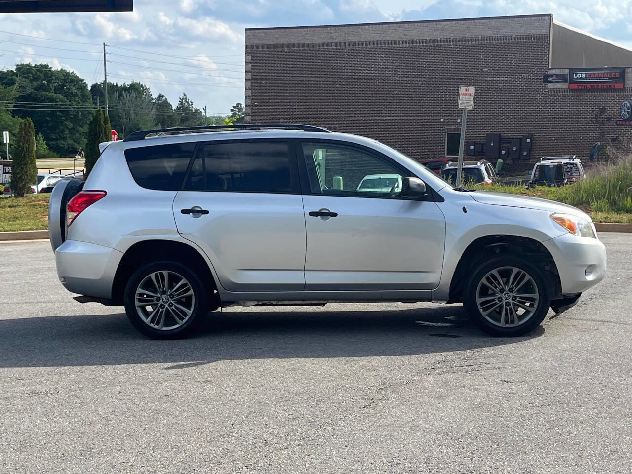 Used 2008 Toyota RAV4 2WD image 2