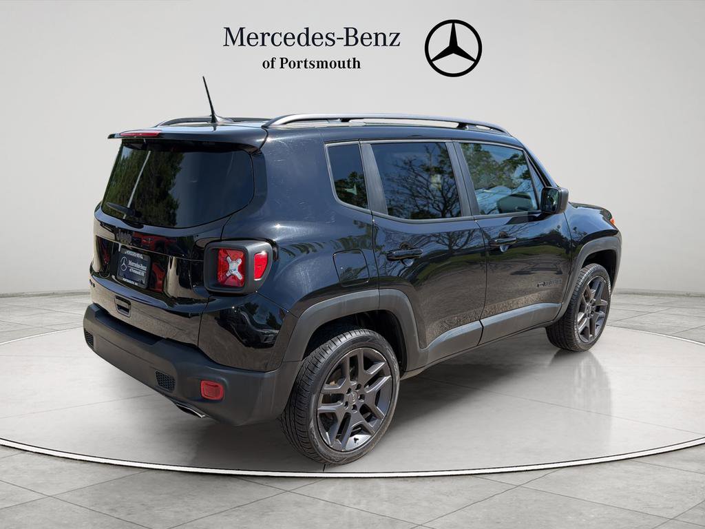 Used 2021 Jeep Renegade Latitude AWD/4WD image 5