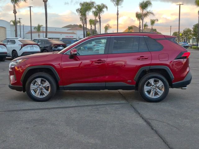 Used 2025 Toyota RAV4 XLE image 9