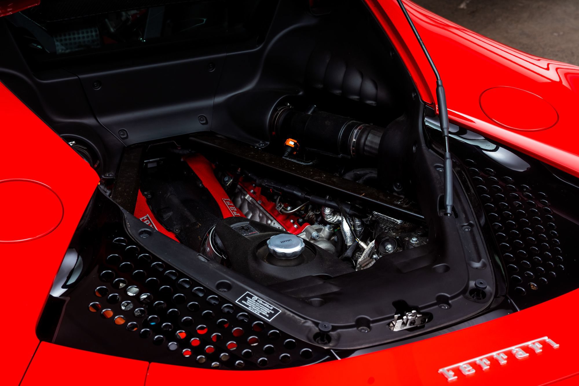 Used 2022 Ferrari SF90 Stradale AWD/4WD image 9