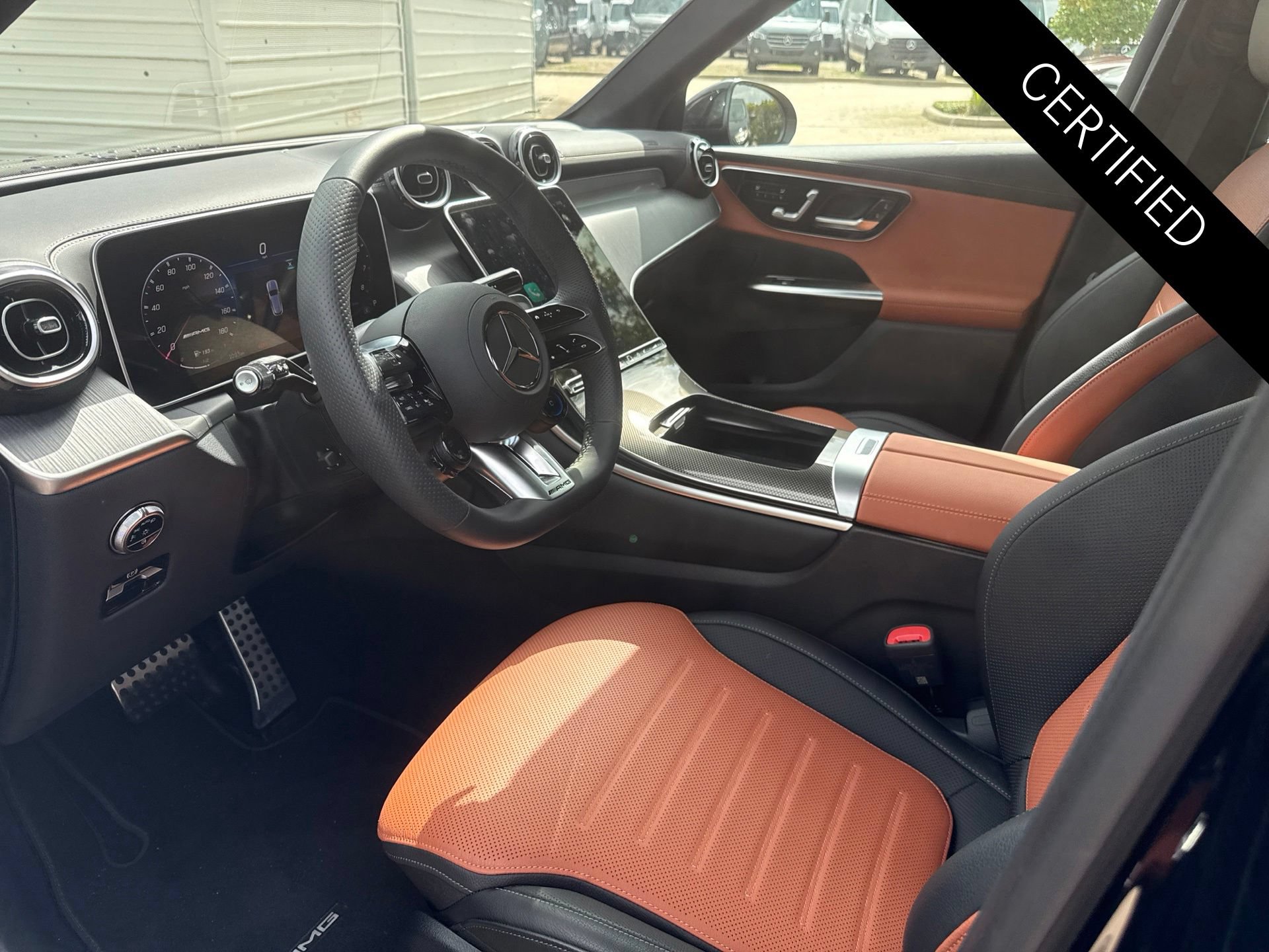 Used 2025 Mercedes-Benz GLC 43 AMG 4MATIC image 9