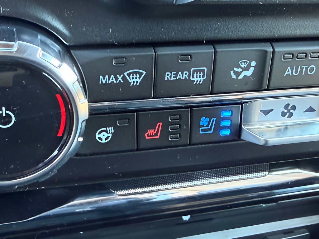 New 2026 Ford F350 Lariat w/ Black Appearance Package AWD/4WD image 15