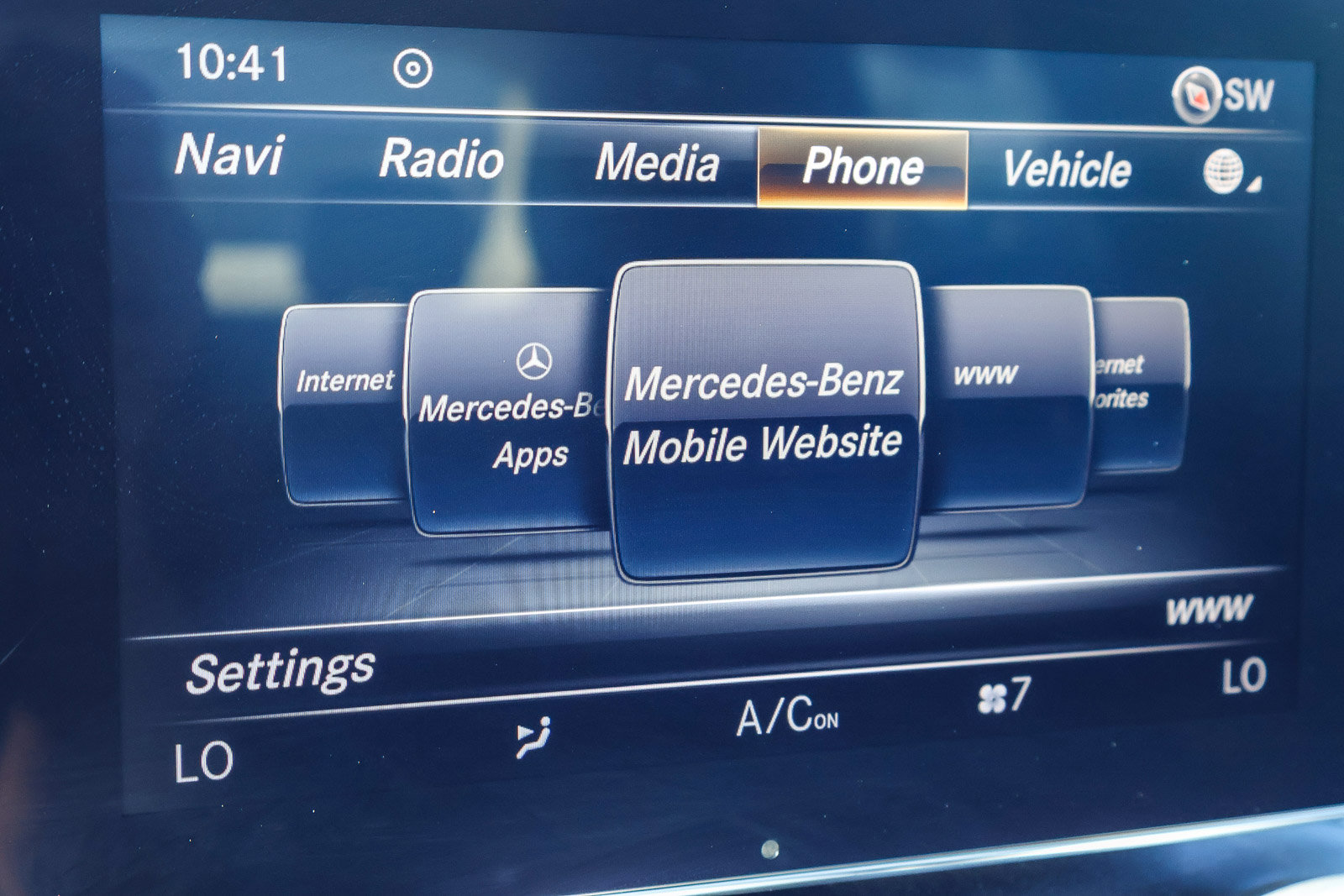 Used 2017 Mercedes-Benz C 300 Sedan image 4