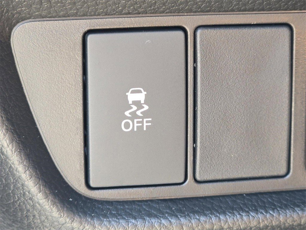 New 2026 Honda HR-V LX image 9