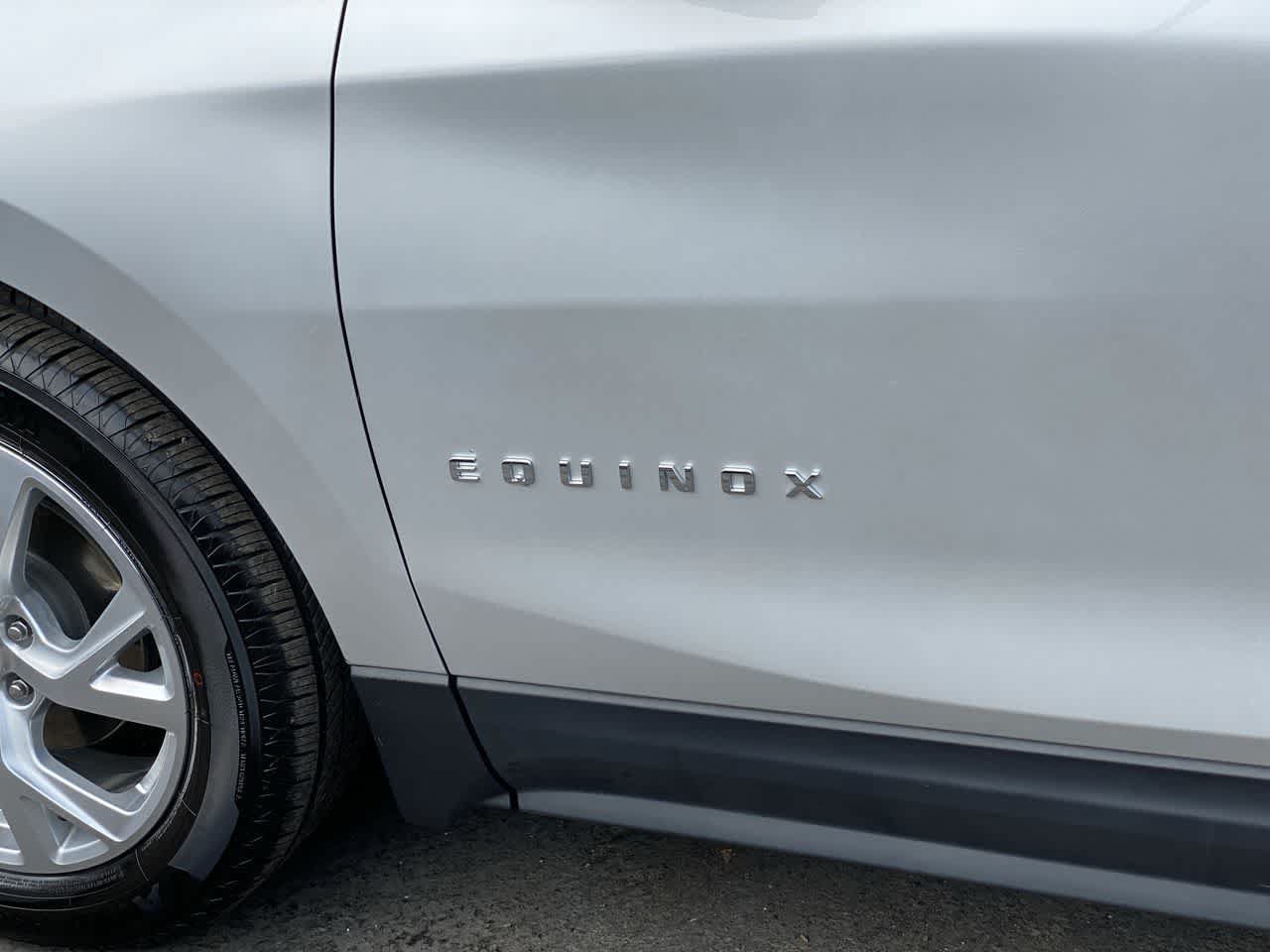 Used 2021 Chevrolet Equinox Premier FWD image 10