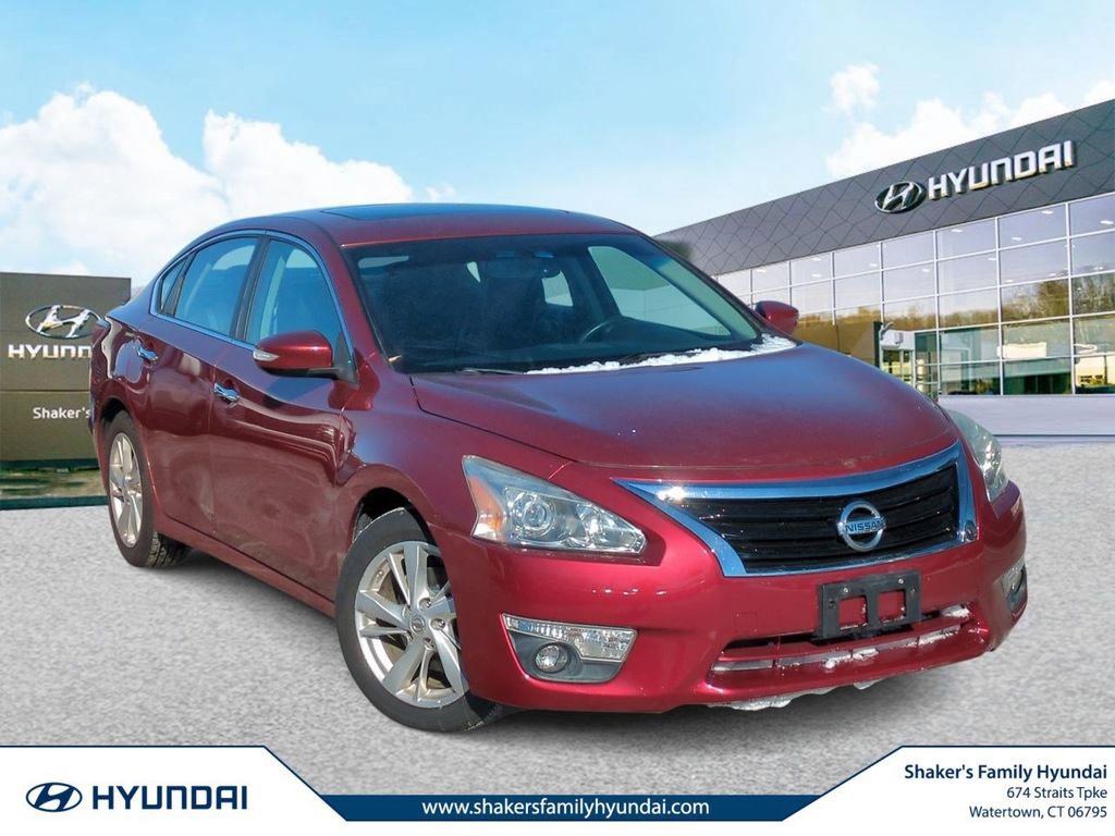 Used 2014 Nissan Altima 2.5 SL w/ Moonroof Package