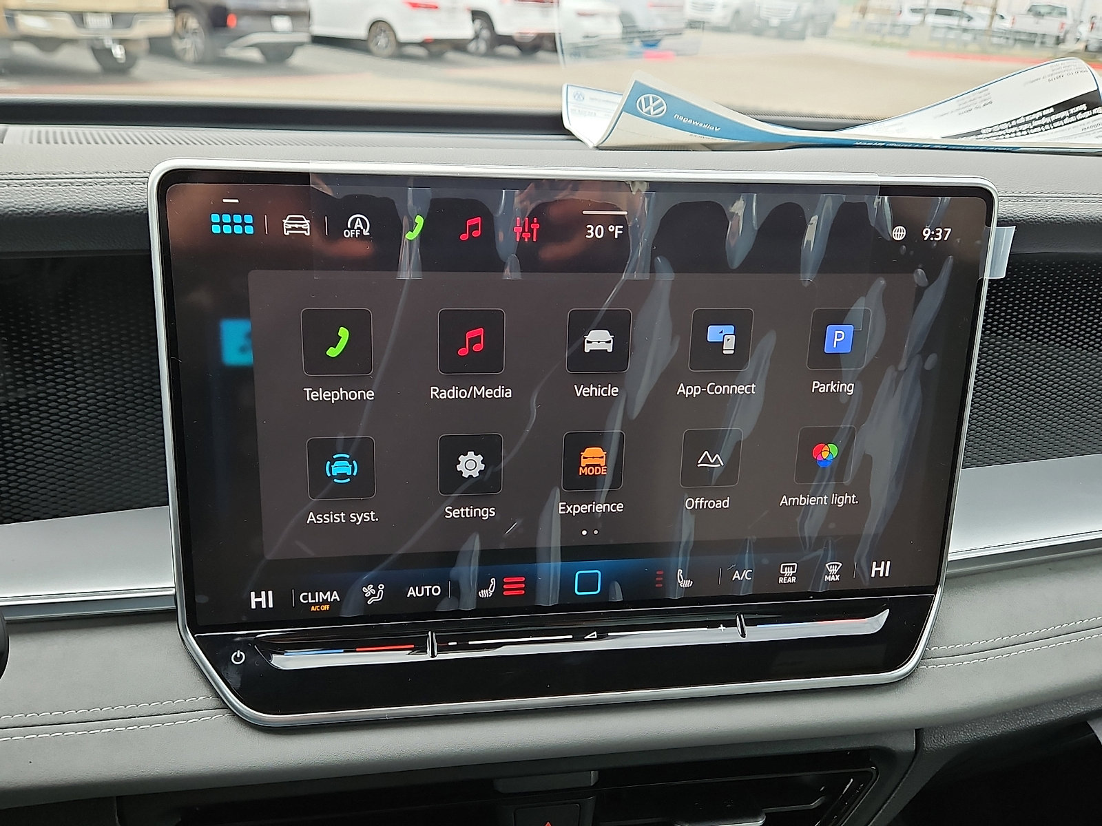 New 2026 Volkswagen Tiguan SE R-Line image 18