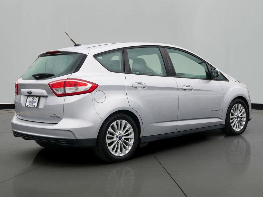 Used 2017 Ford C-MAX SE image 3