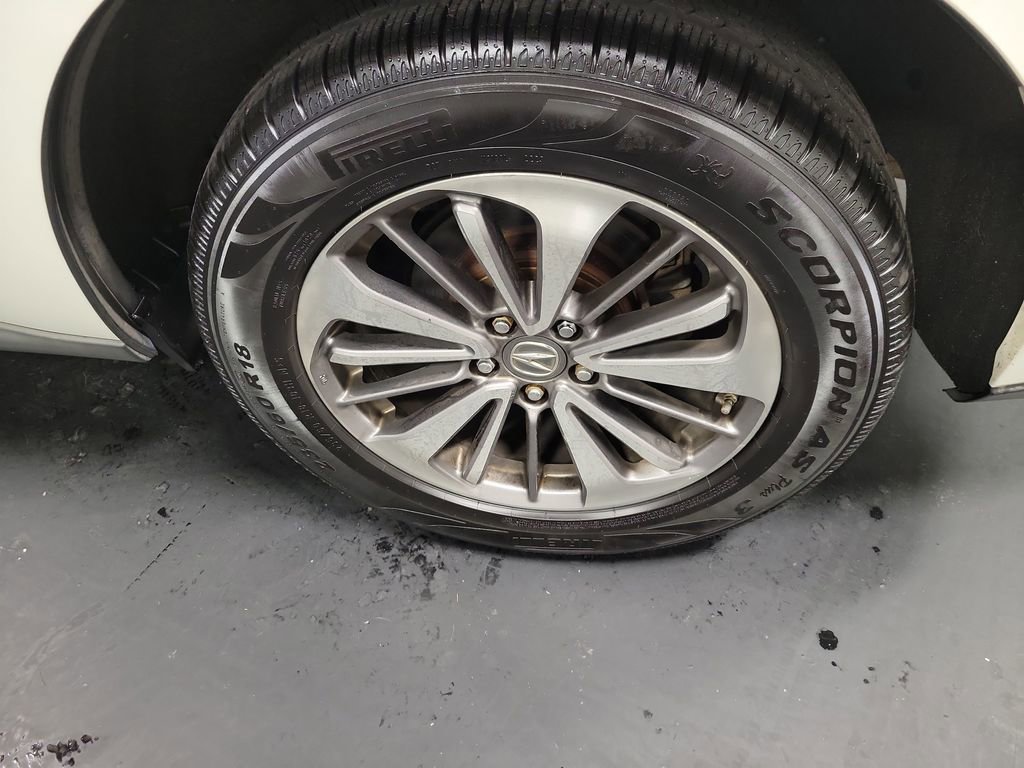 Used 2017 Acura RDX AWD w/ Advance Package image 10