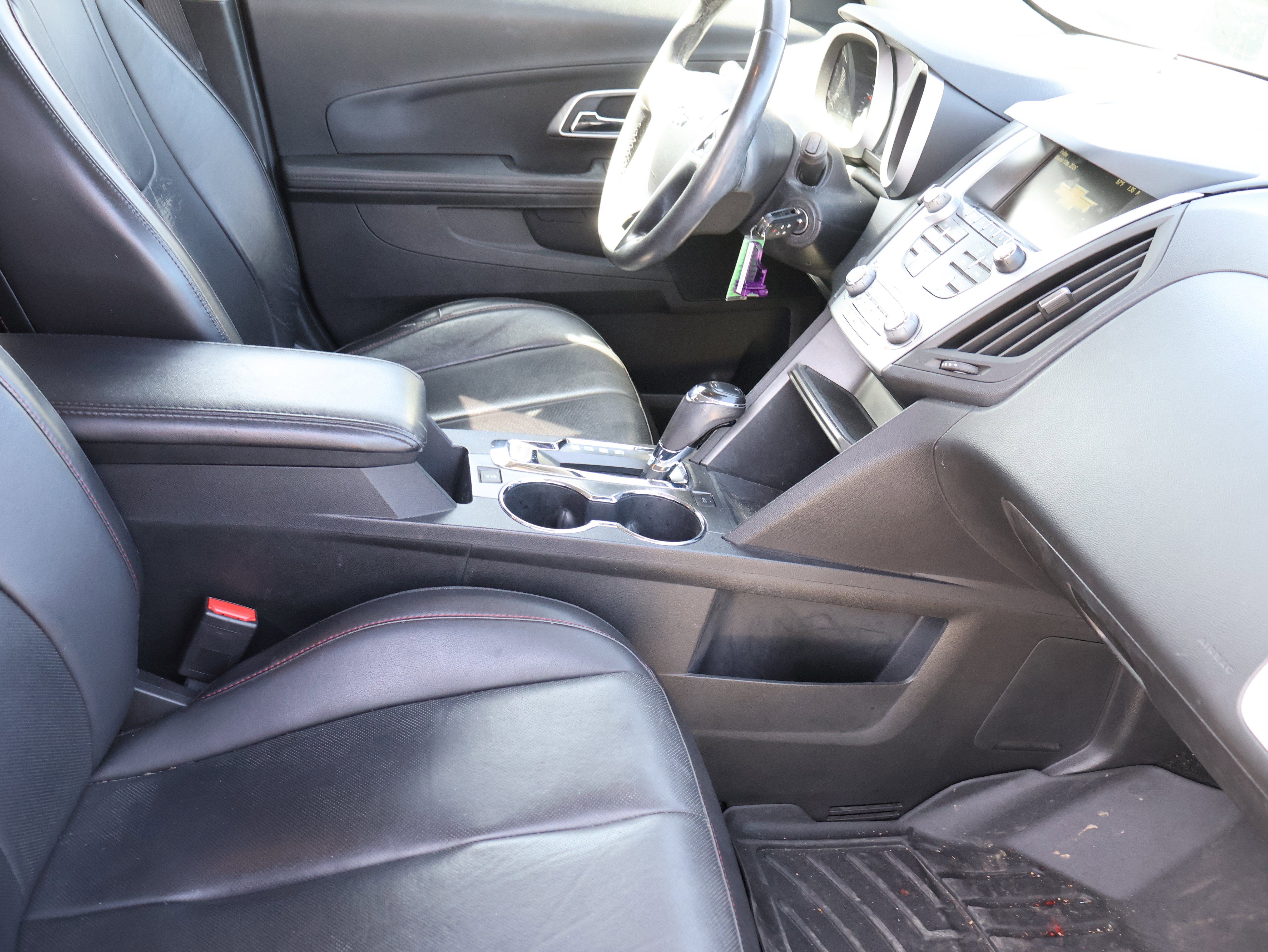 Used 2017 Chevrolet Equinox Premier w/ Enhanced Convenience Package image 11