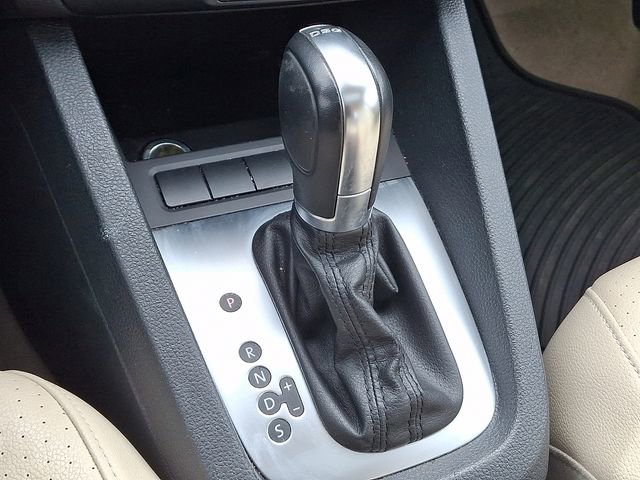 Used 2013 Volkswagen Jetta TDI image 12