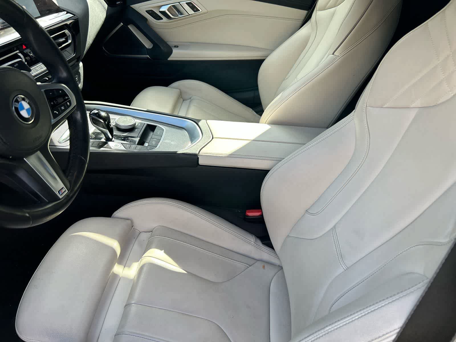 Used 2024 BMW Z4 sDrive30i w/ Driving Assistance Package RWD image 9