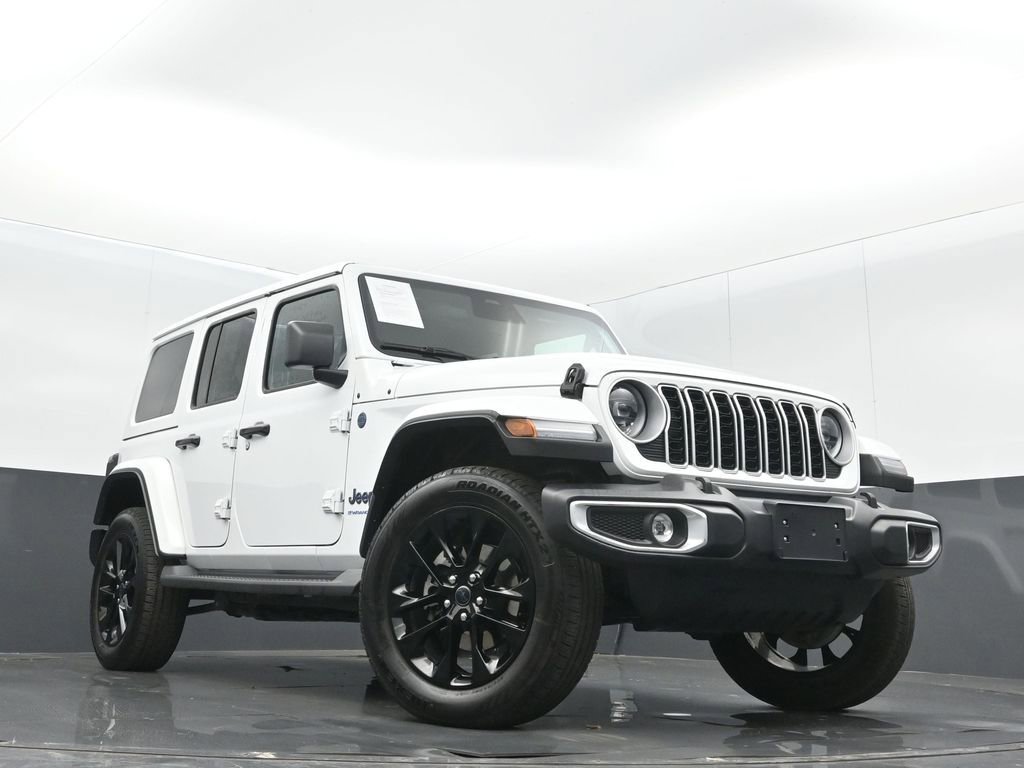 Used 2025 Jeep Wrangler Unlimited Sahara image 28