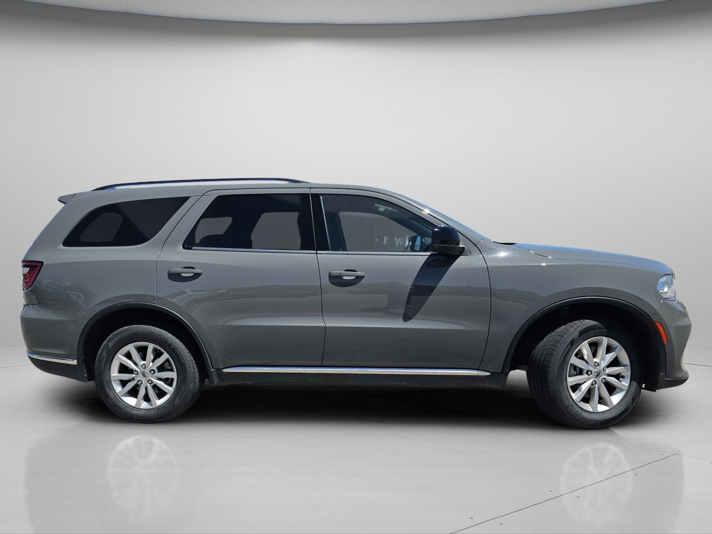 Used 2023 Dodge Durango SXT AWD/4WD image 23