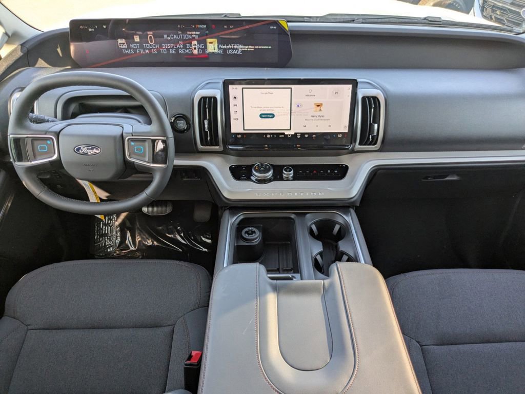 New 2025 Ford Expedition Active image 16