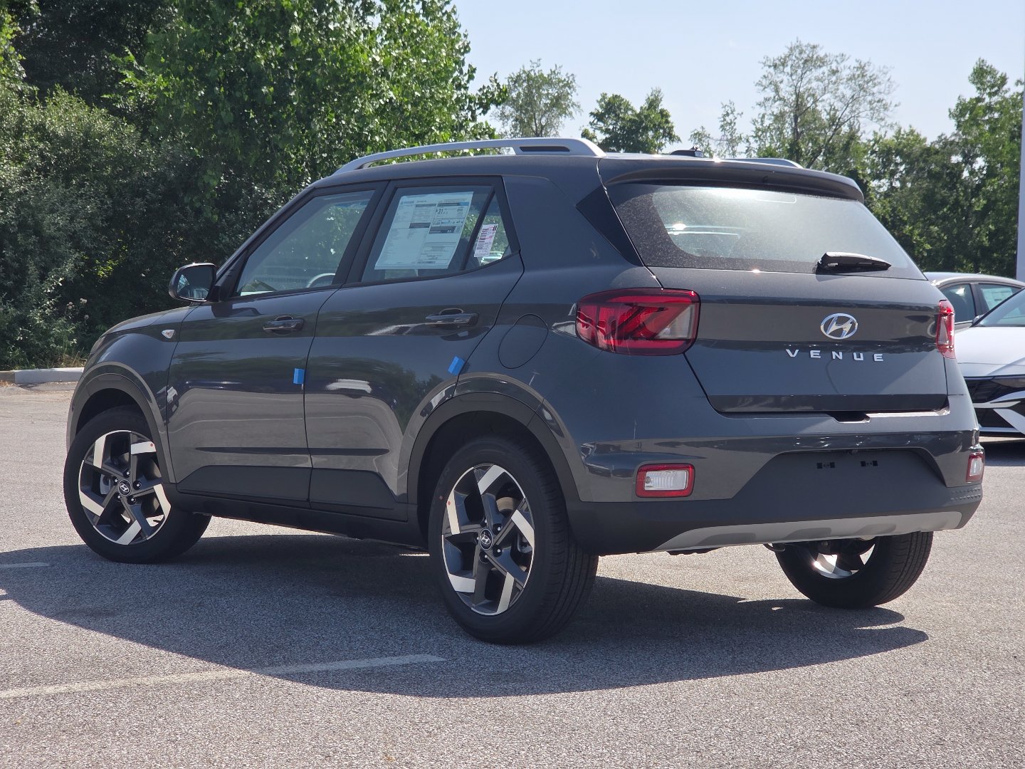 New 2026 Hyundai Venue SEL FWD image 17