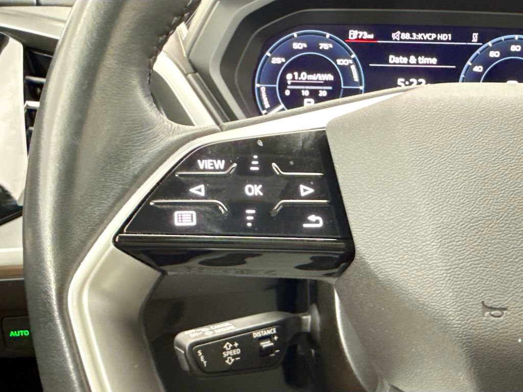 Used 2024 Audi Q4 e-tron Premium w/ Convenience Package image 11