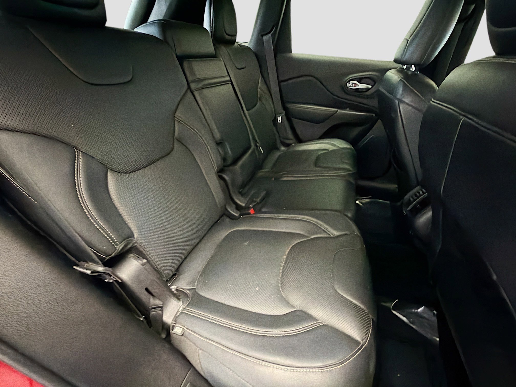 Used 2014 Jeep Cherokee Limited w/ Technology Group image 12