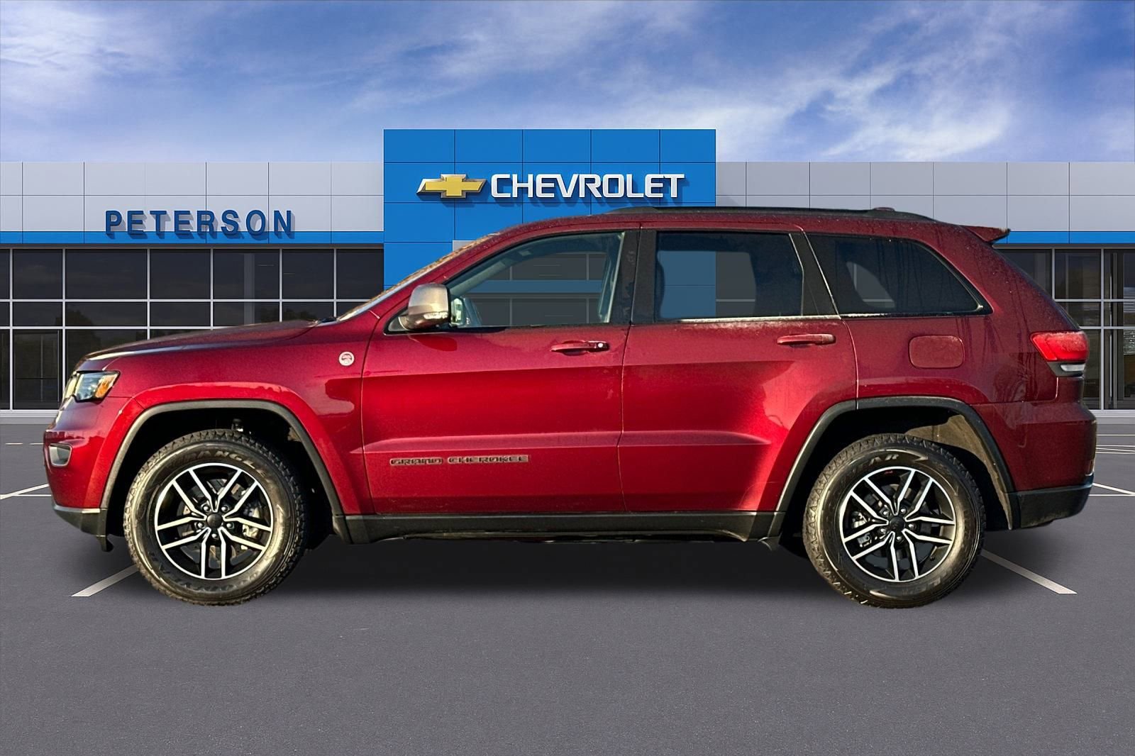 Used 2021 Jeep Grand Cherokee Trailhawk w/ Trailhawk Luxury Group image 7