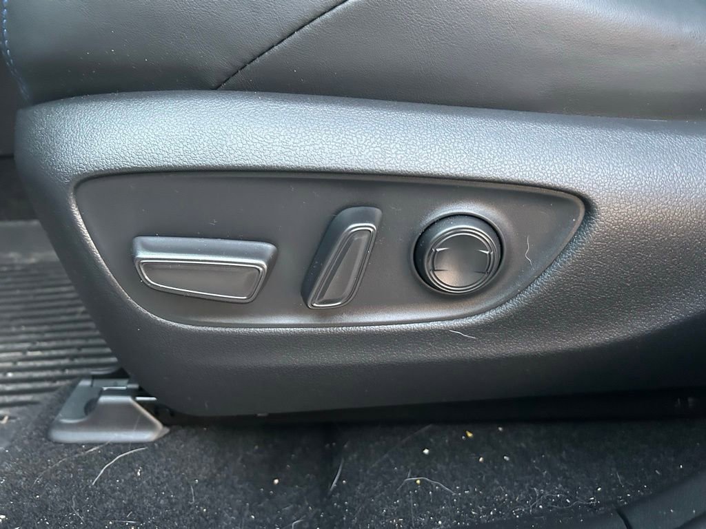 Certified 2025 Toyota RAV4 XSE image 15